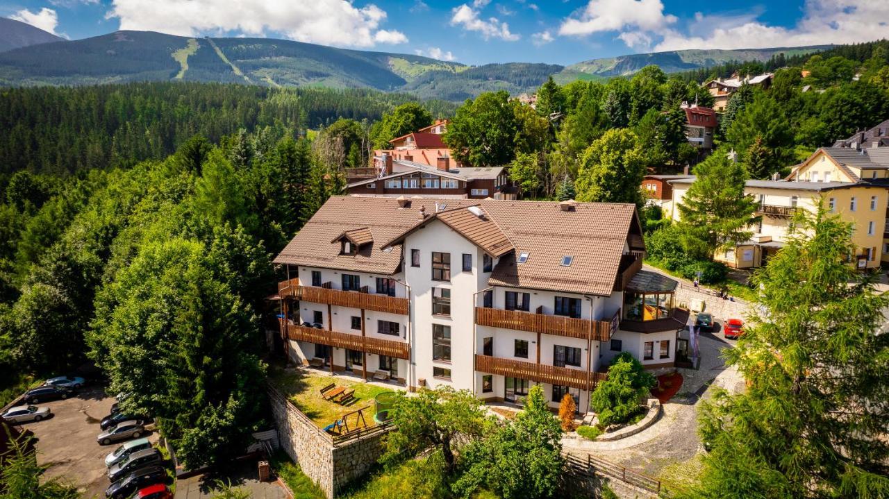 Karpacki & Spa - Blisko Wyciagu, Restauracja, Sala Zabaw, Bar 24H (Adults Only) Карпач Экстерьер фото